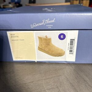 Universal Thread Kids Light Brown Boots